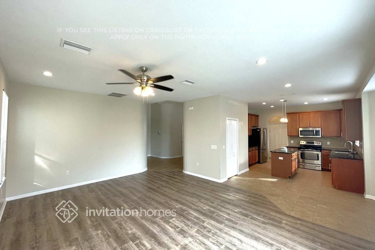 4053 Huntingdale Ct - Photo 2 of 16