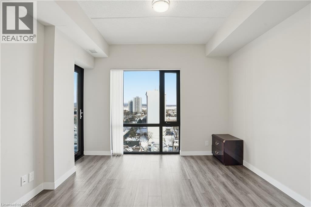 15 Queen St S #909 - Photo 6 of 13