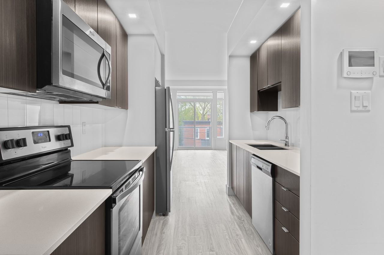 337 Sunnyside Avenue - Photo 3 of 13