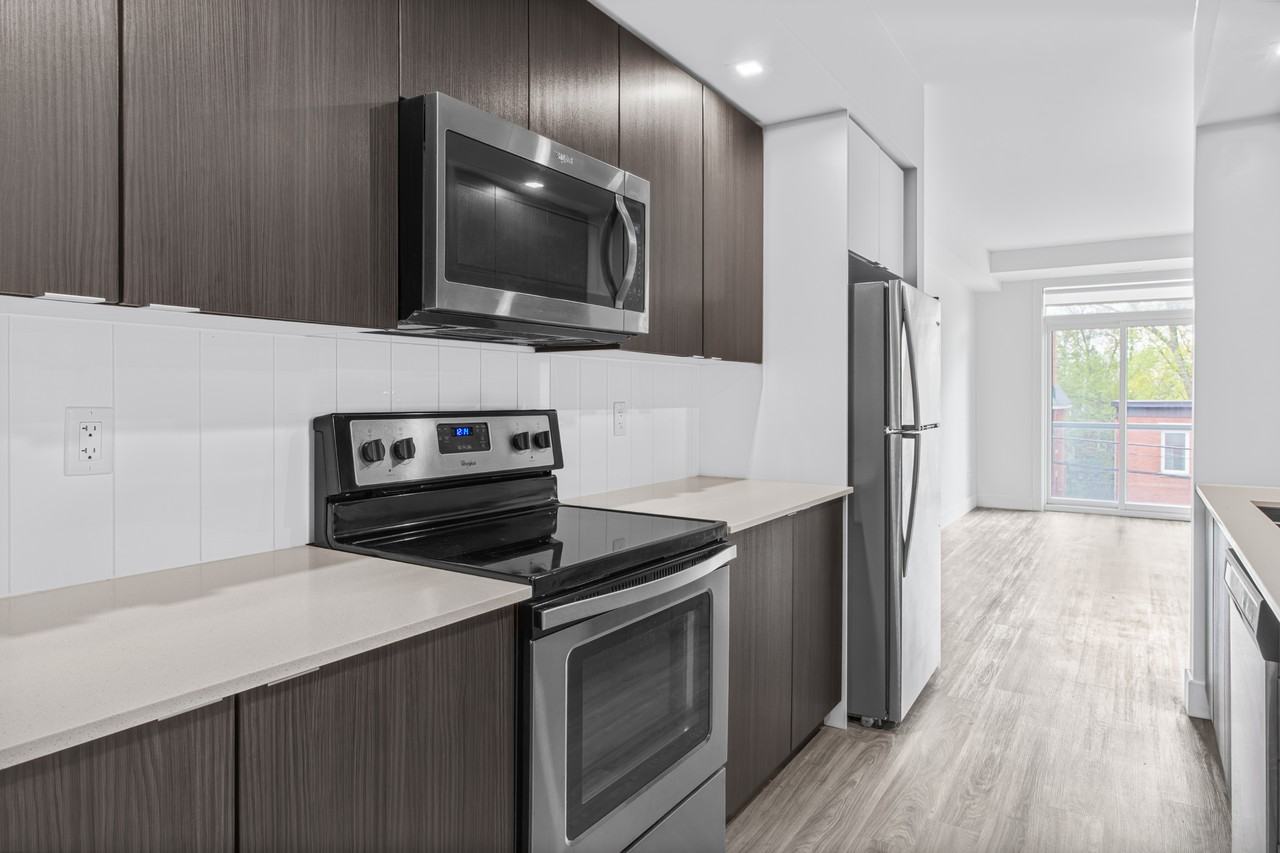 337 Sunnyside Avenue - Photo 4 of 13