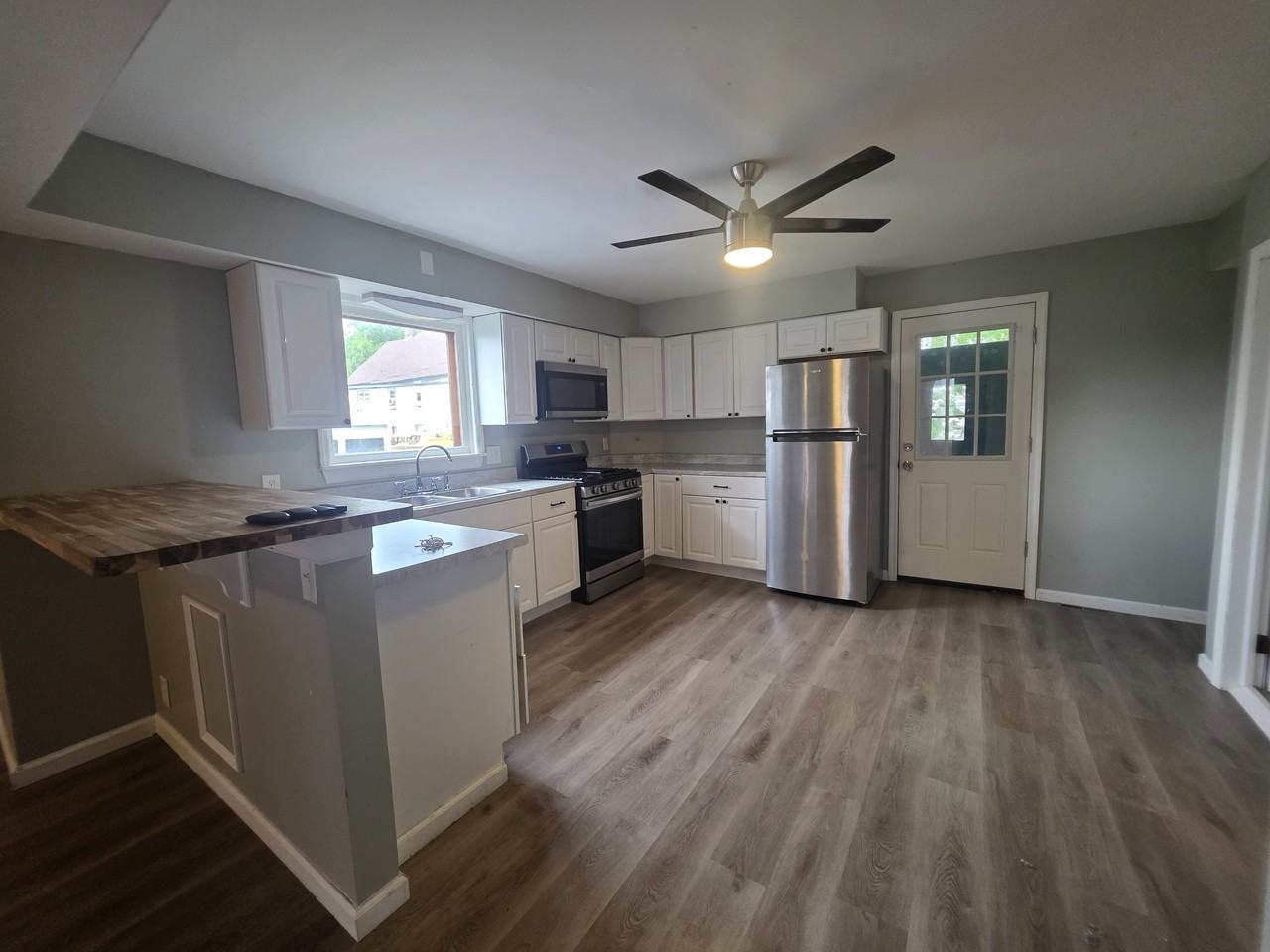 73 Adacemy St. FL 1 #1 - Photo 2 of 10
