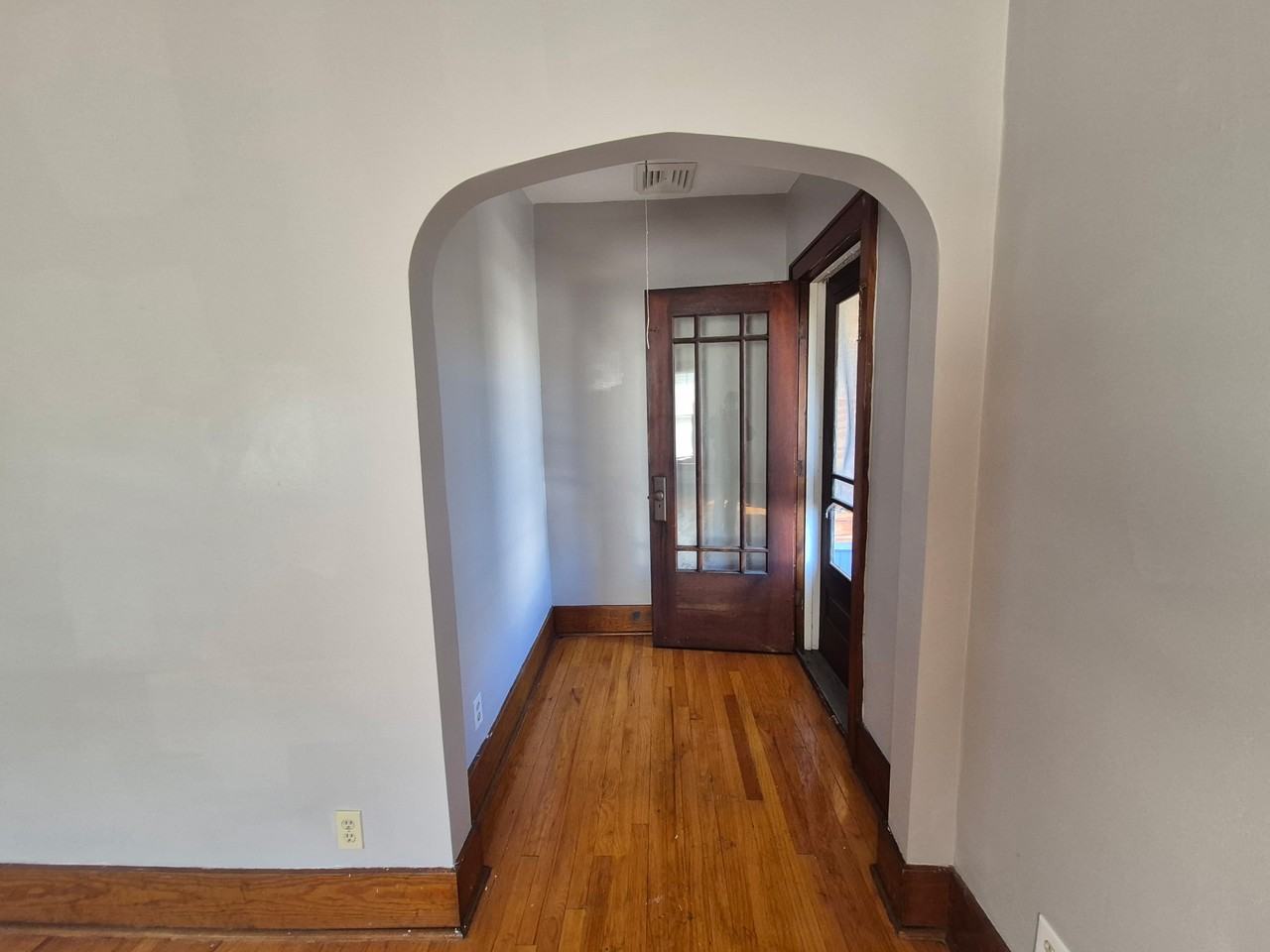 362 Locust Ave Fl 2 #2 - Photo 5 of 13