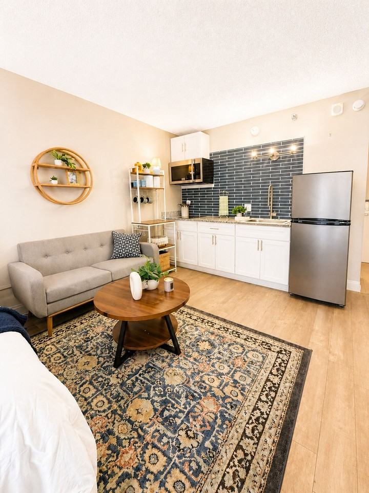 Alta Apartments - Photo 3 of 50