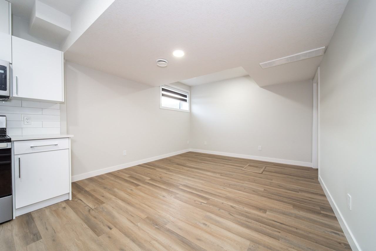 106-B Penn Place - Photo 5 of 11