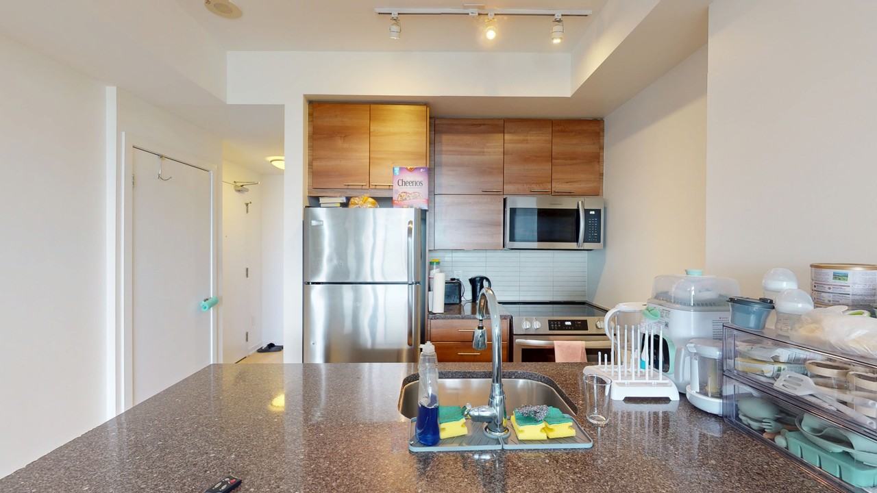 EMERALD CITY 2 CONDOS - Photo 7 of 29