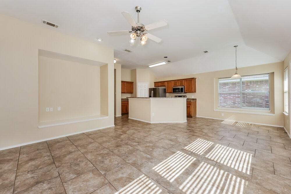 7312 Sierra Way - Photo 4 of 16