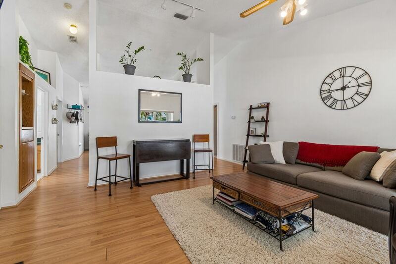 1898 76th Pl N - Photo 7 of 24