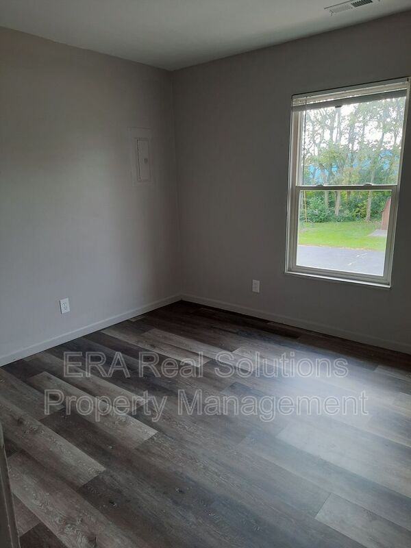 2001 Heritage Dr #5 - Photo 7 of 11