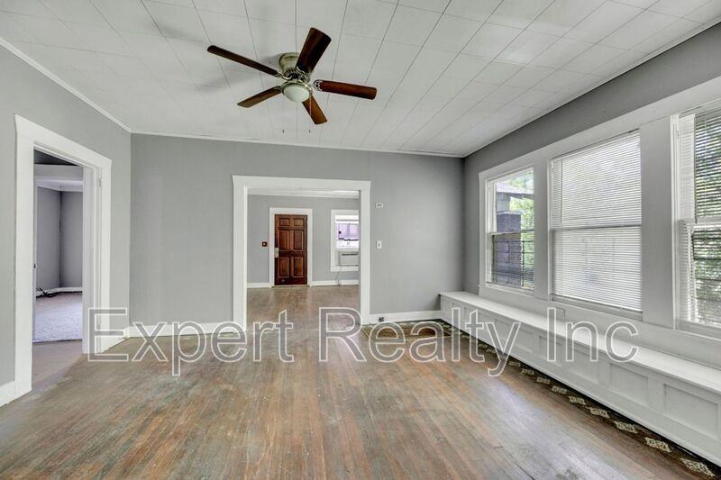 608 5th Ave - Photo 7 of 22