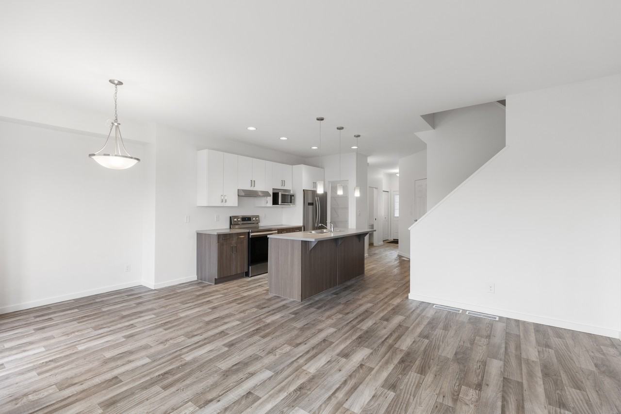 63 Rowntree Avenue - Photo 2 of 29