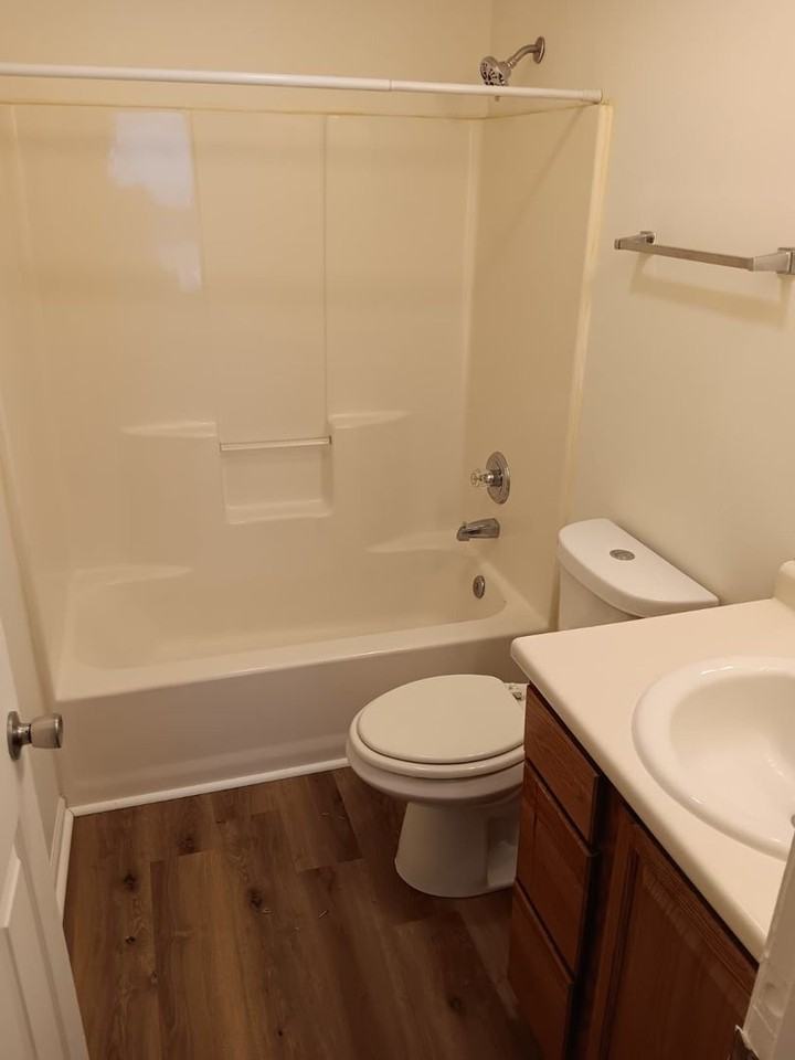 524 W Pleasant St - Photo 4 of 13