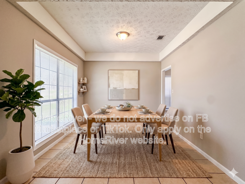 11647 Matthews Trl - Photo 3 of 27