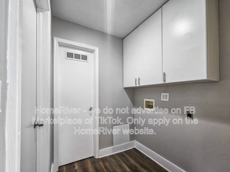 3006 Stanton Rd Se - Photo 6 of 23