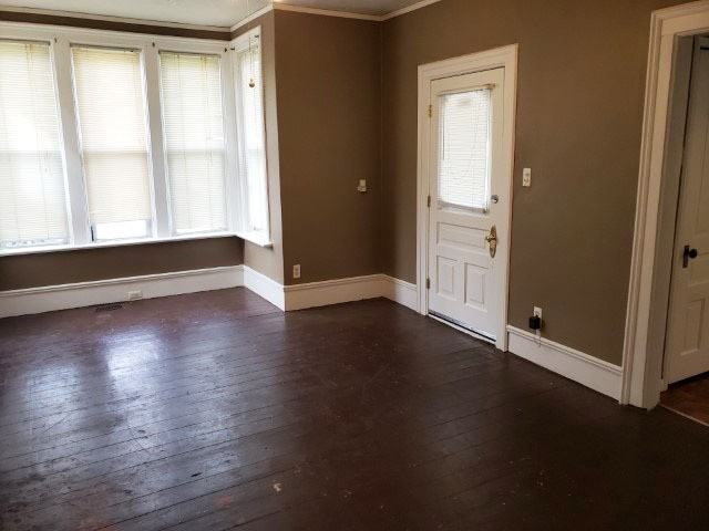 79 Hubbard Street - Photo 6 of 20