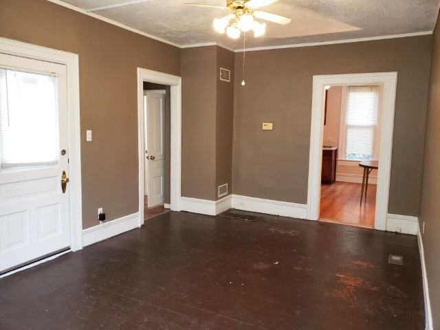 79 Hubbard Street - Photo 7 of 20