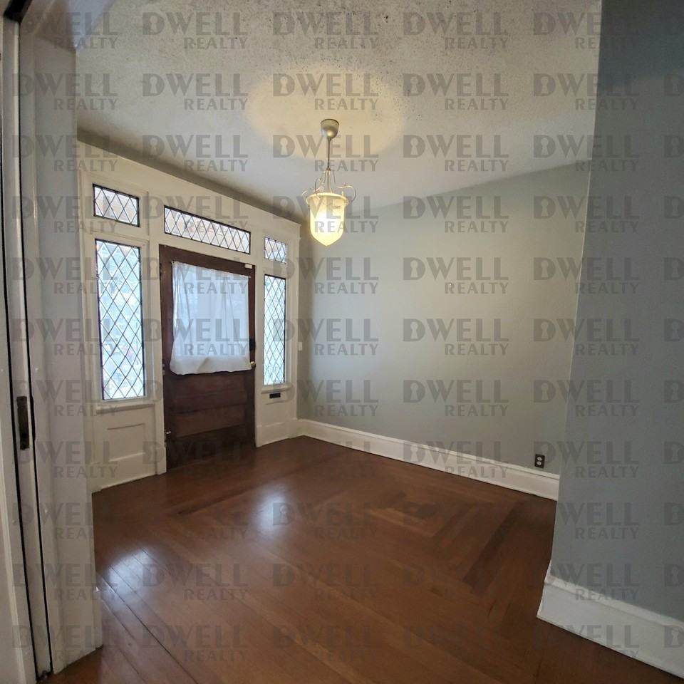 1341 North Tejon Street - Photo 3 of 12