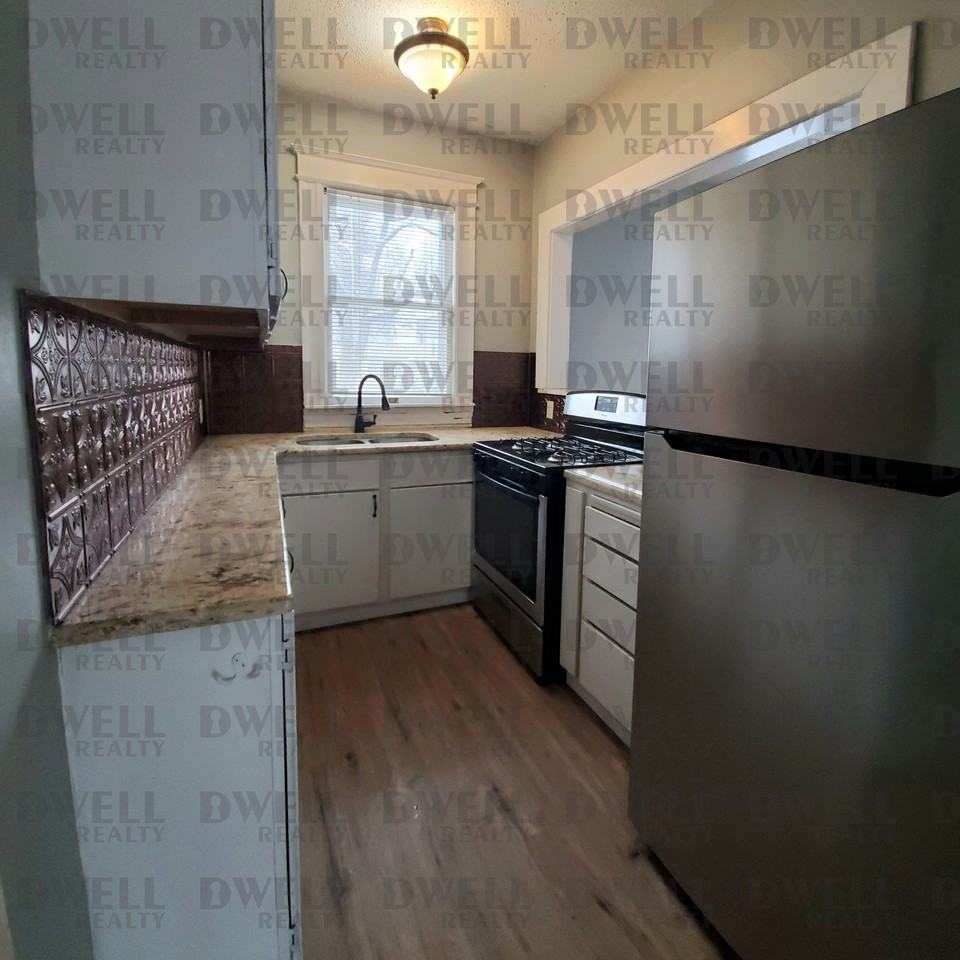 1341 North Tejon Street - Photo 4 of 12