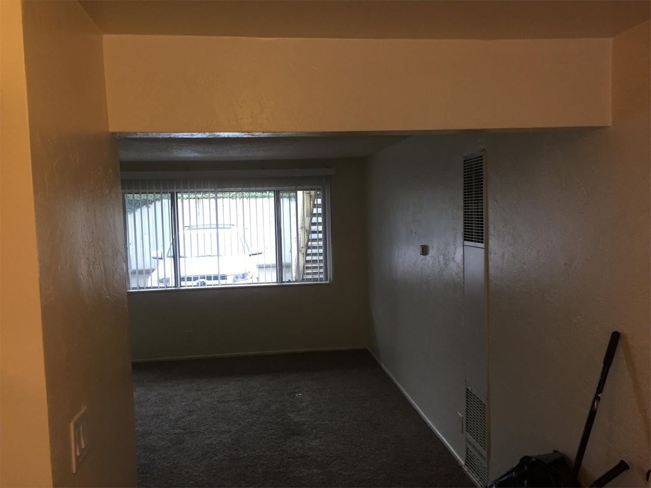 807 Bennett Ave - Photo 2 of 18