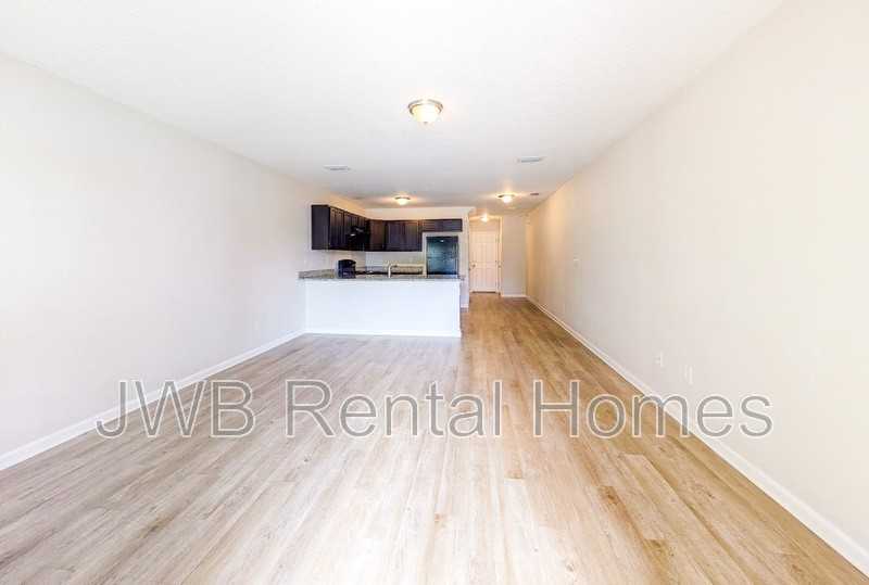 8460 Mcgirts Village Ln - Photo 4 of 18