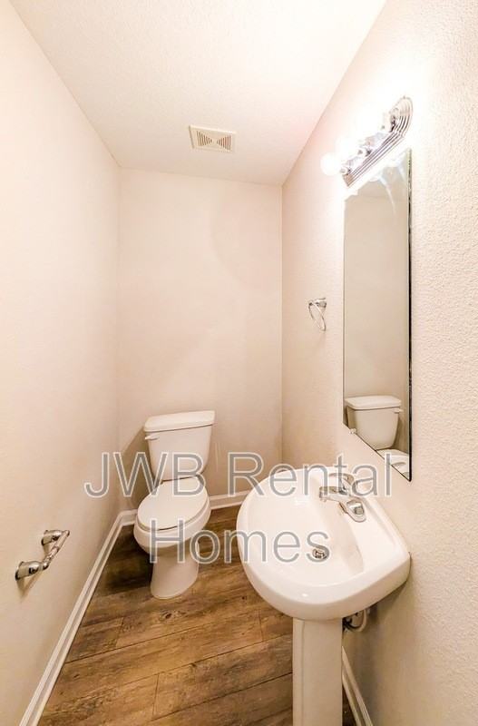 8460 Mcgirts Village Ln - Photo 6 of 18