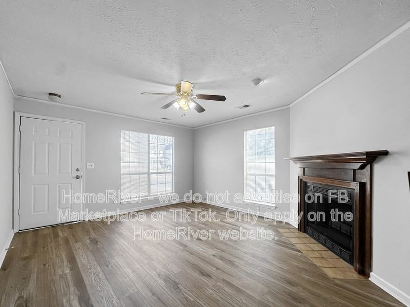 1174 Pin Oak Dr - Photo 5 of 17