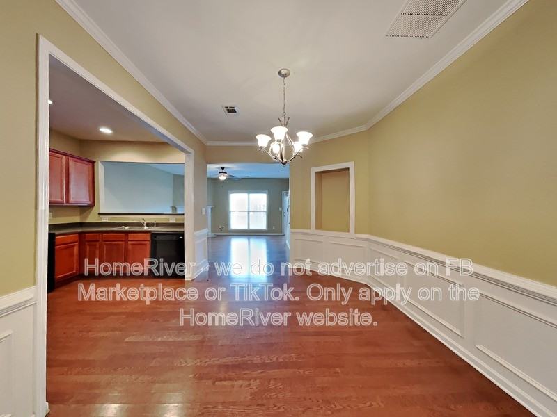 2823 Gower Way - Photo 4 of 25