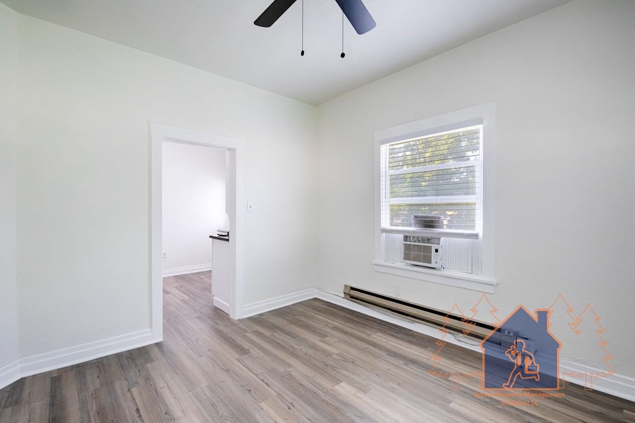 13th Ave N, 120 - Photo 6 of 17