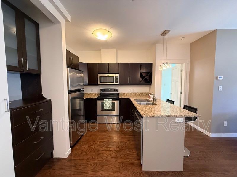 1901 Kane Rd - Photo 3 of 19