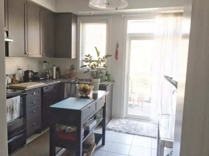 50 Lily Cup Avenue - Photo 3 of 9
