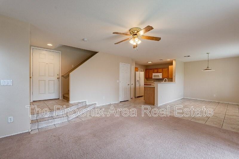11928 W Columbine Dr - Photo 7 of 45