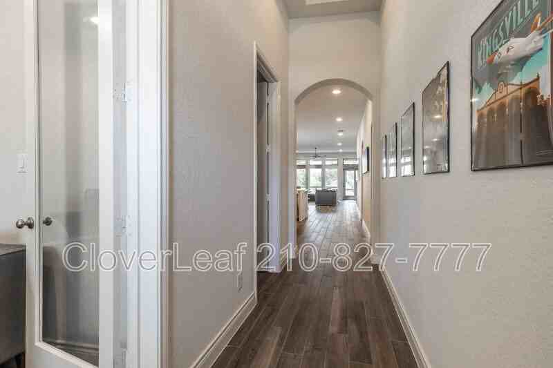 1149 Cadogan Squire - Photo 6 of 41