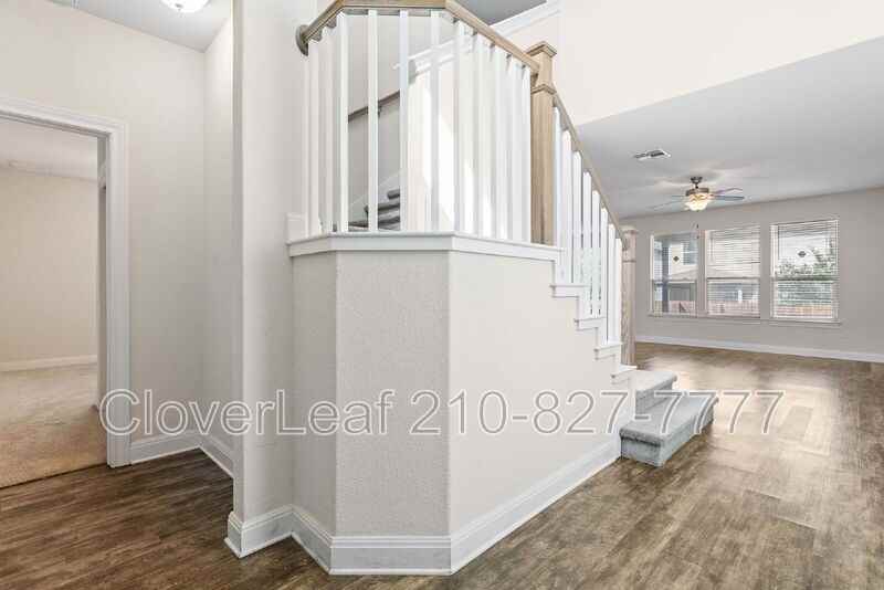 16105 Nightshade St - Photo 4 of 39