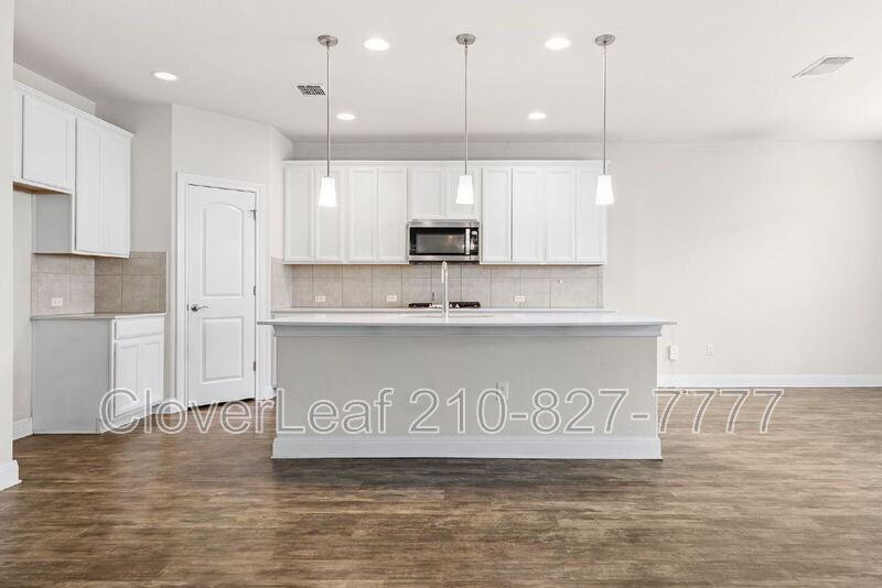 16105 Nightshade St - Photo 6 of 39