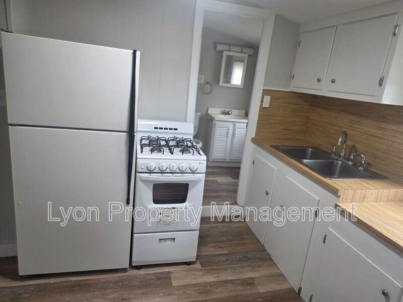 84 Spring St #3R - Photo 5 of 13