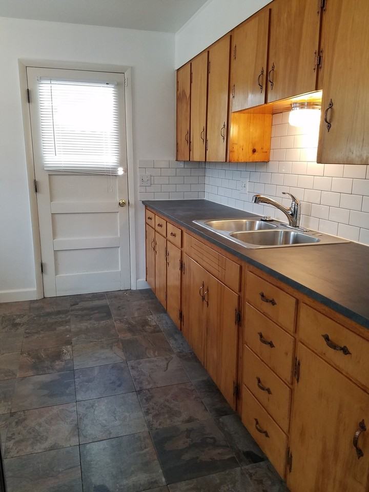 502 S Longmont Ave #A - Photo 6 of 16