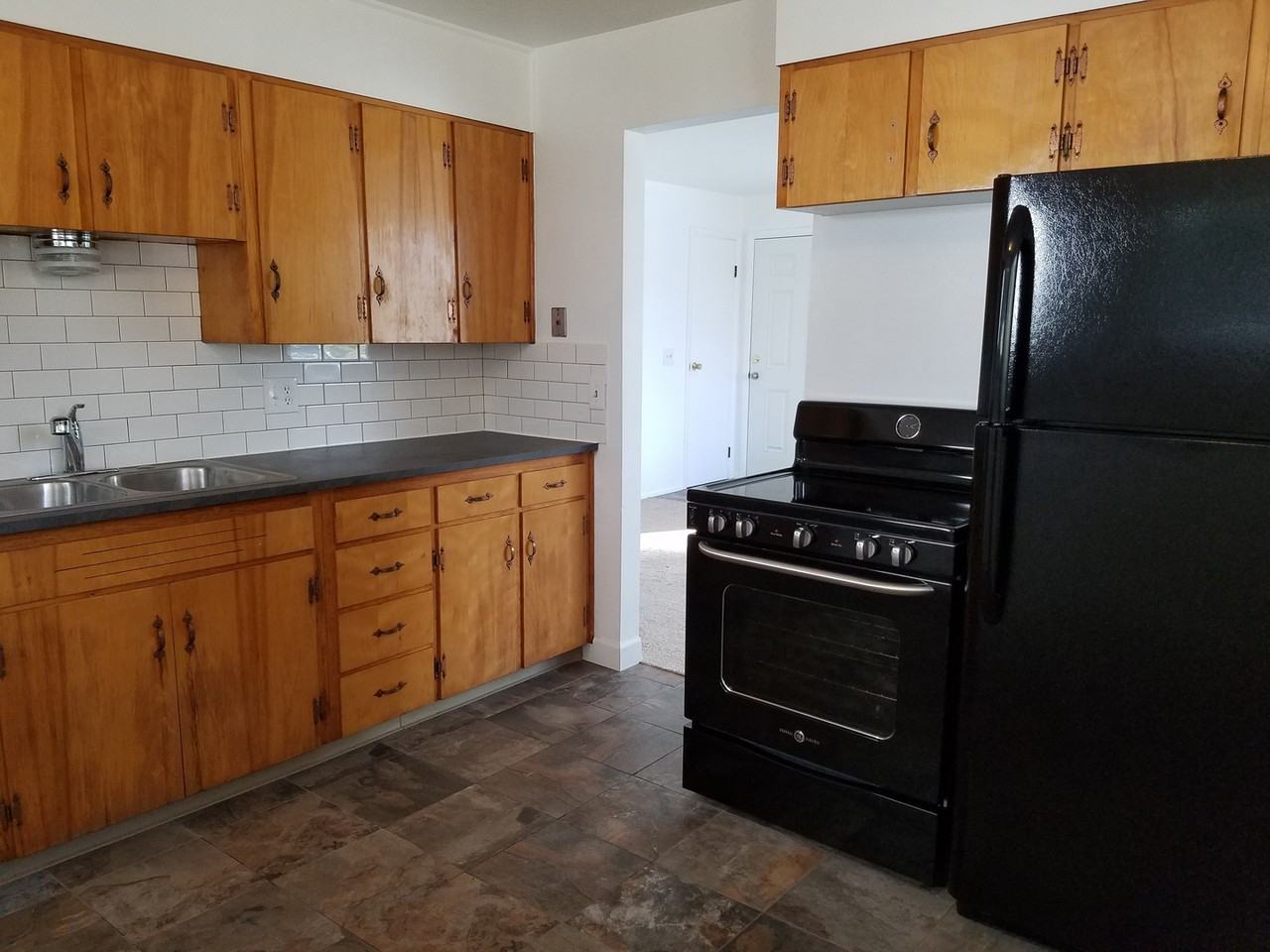 502 S Longmont Ave #A - Photo 7 of 16