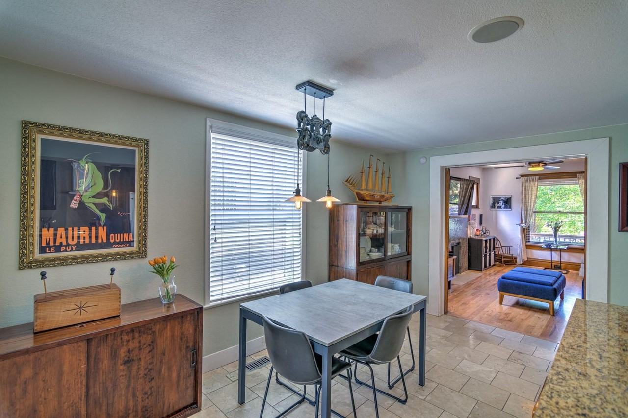 1214 Elizabeth St - Photo 7 of 21