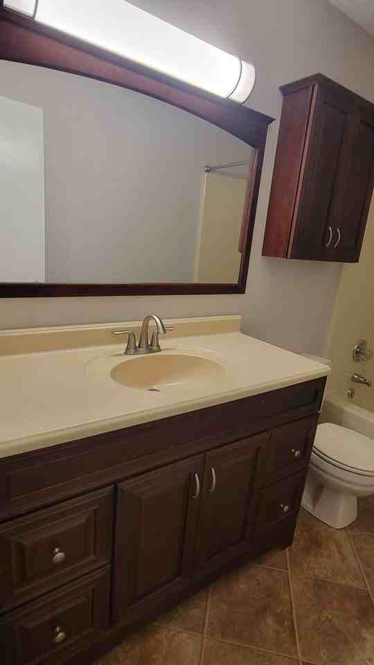 253 Chickering Rd - Photo 6 of 30
