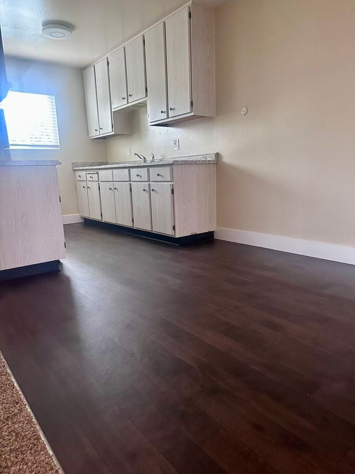 853 Cherrywood Way #25 - Photo 2 of 12