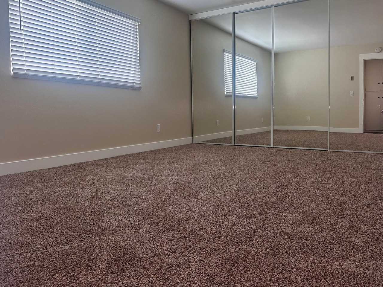 853 Cherrywood Way #25 - Photo 7 of 12
