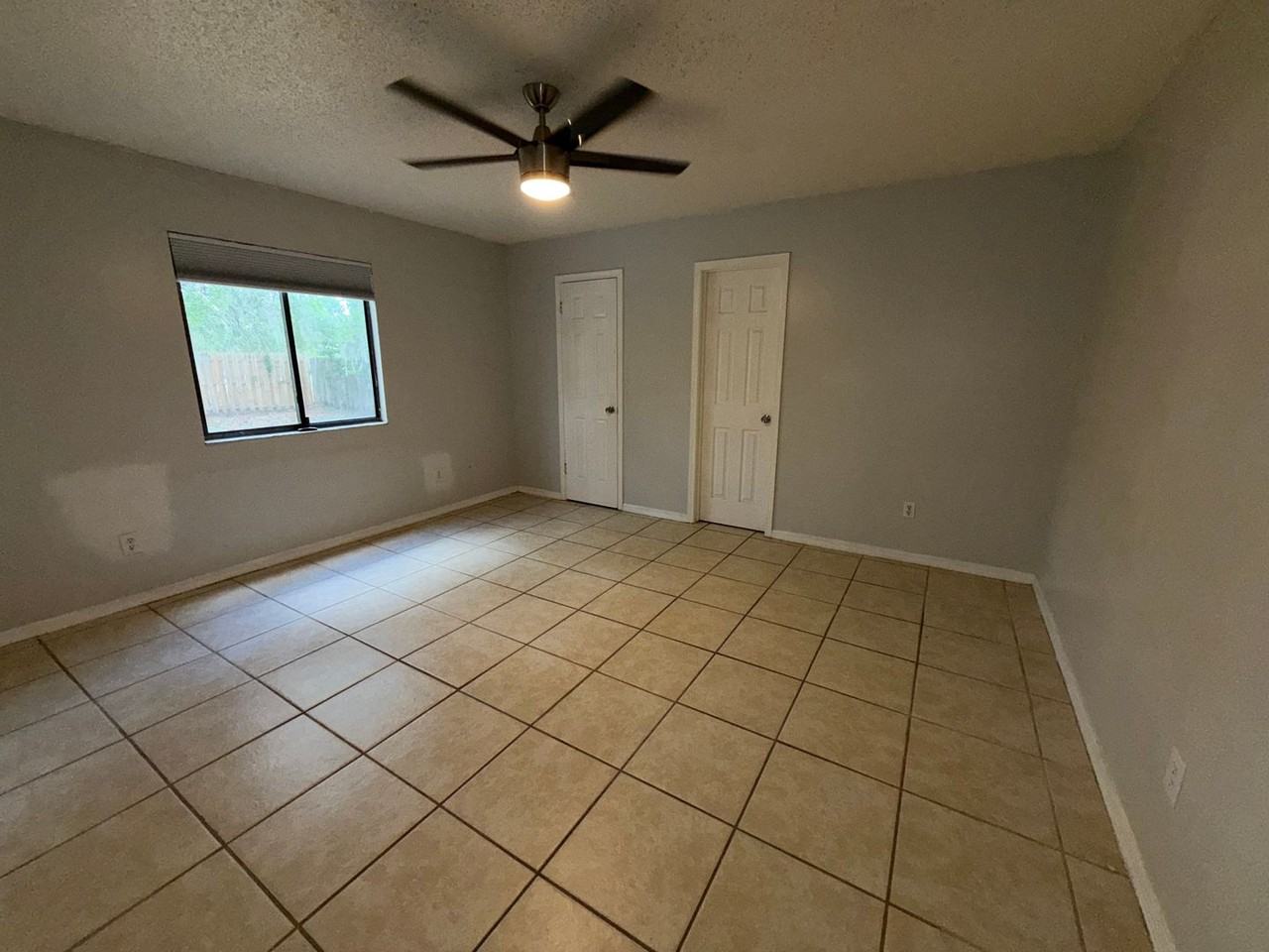 8418 Bottlebrush Ct - Photo 4 of 13