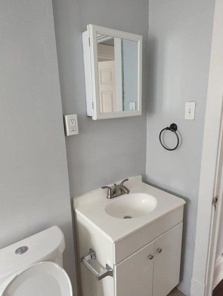 1116 Bellaire Ave - Photo 2 of 22