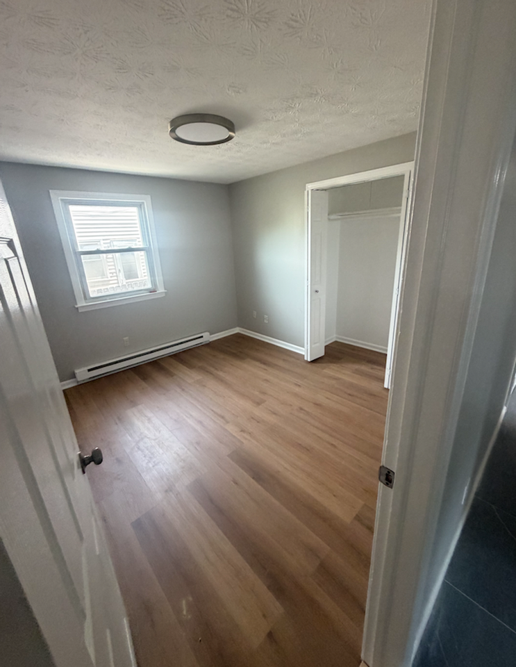 193 Newell Ave - Photo 5 of 7