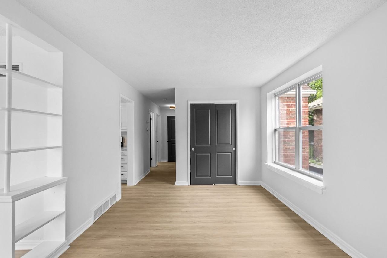 7034 Corbitt Ave - Photo 6 of 21