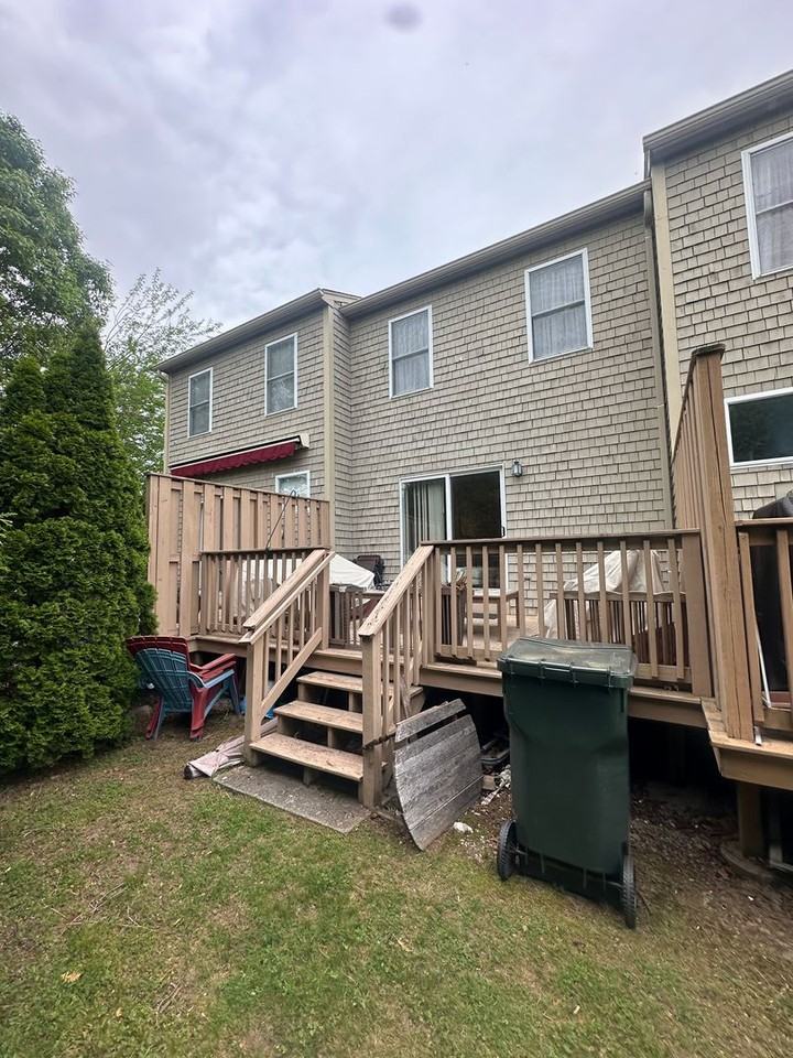 222 Fairway Dr - Photo 2 of 13