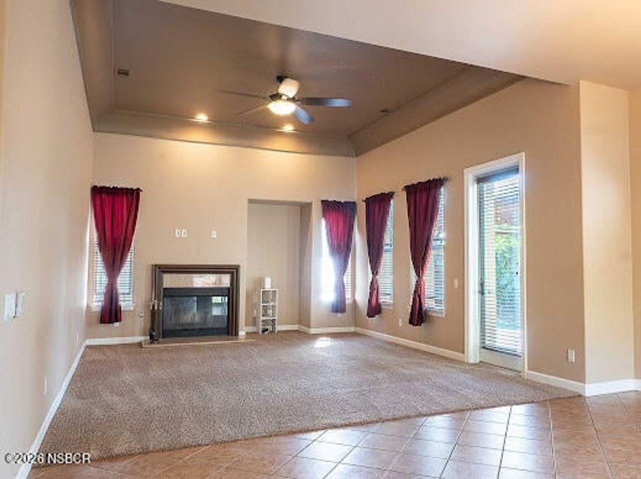 549 Palomar Cir - Photo 6 of 21