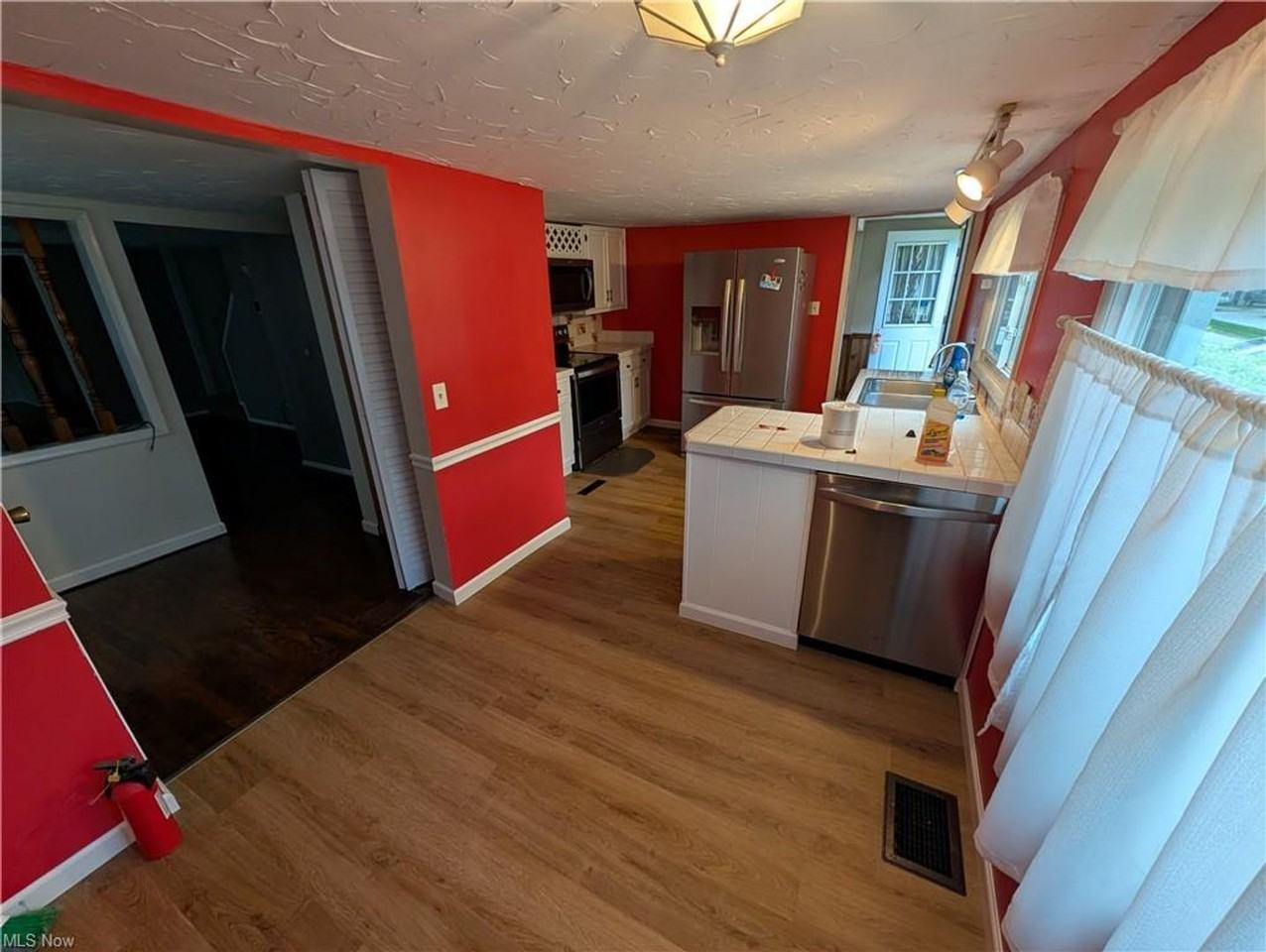 5205 Blair Rd - Photo 2 of 10