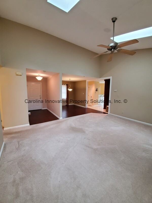 5409 Leaford Ct - Photo 6 of 23