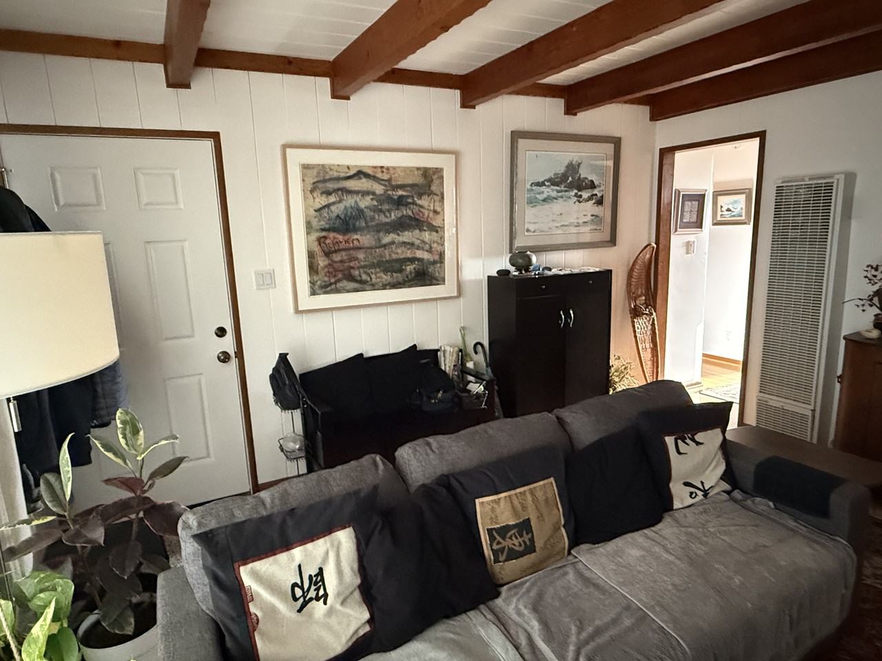 855 Pepper St - Photo 2 of 15