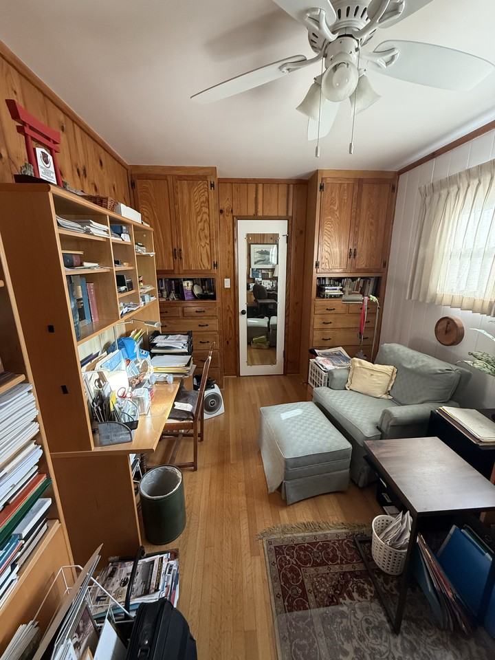 855 Pepper St - Photo 5 of 15
